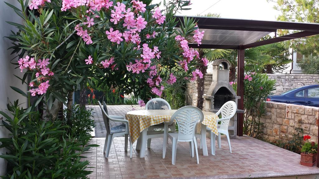 Apartments Lana ウマグ 部屋 写真
